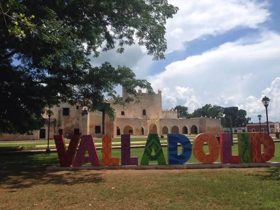 las letras de Valladolid Yucatán