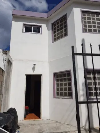 Casa en las afueras de Valladolid — Casas en Valladolid