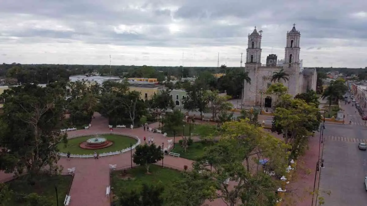 Parque Principal de Valladolid: Francisco Cantón Rosado.