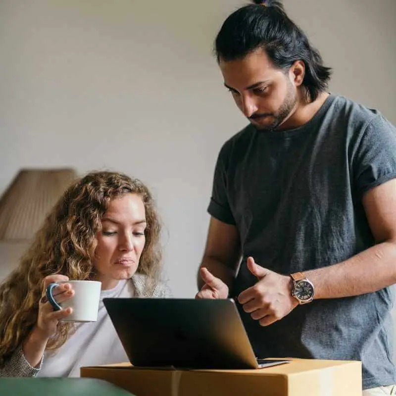 Comprar una casa antes de los 30 ¿Es posible?