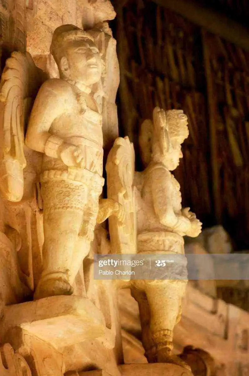 Esculturas en EkBalam