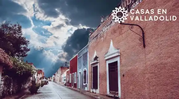 La Calzada de los Frailes: De camino colonial a corazón comercial y turístico de Valladolid, Yucatán
